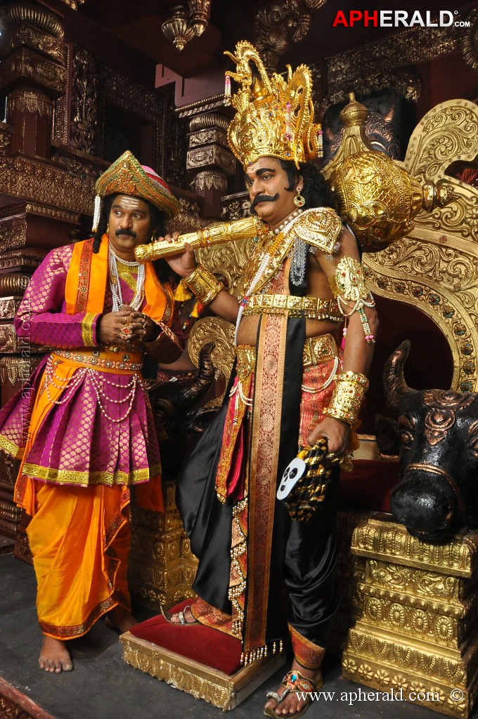 Manushulatho Jagratha Movie Stills