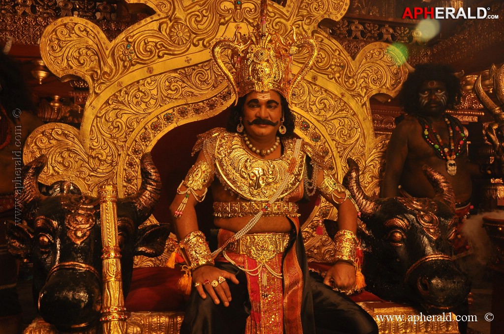 Manushulatho Jagratha Movie Stills