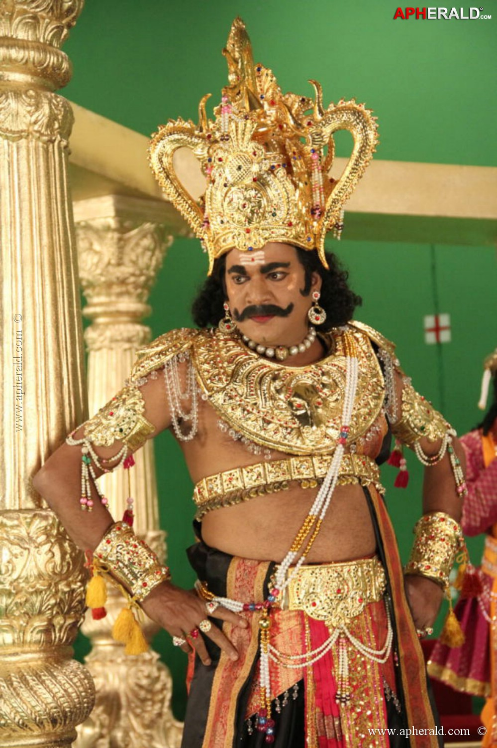 Manushulatho Jagratha New Stills