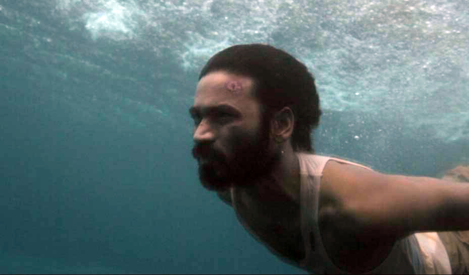 Mariyaan Movie Photos