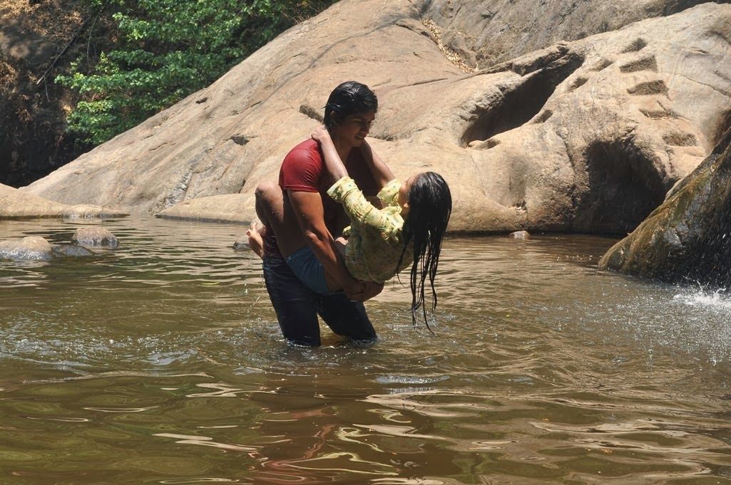 Marumugam Telugu Movie Hot Pics