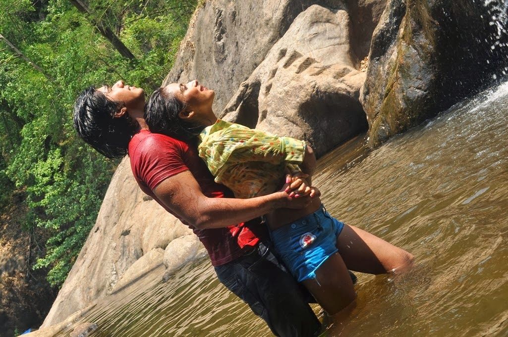 Marumugam Telugu Movie Hot Pics