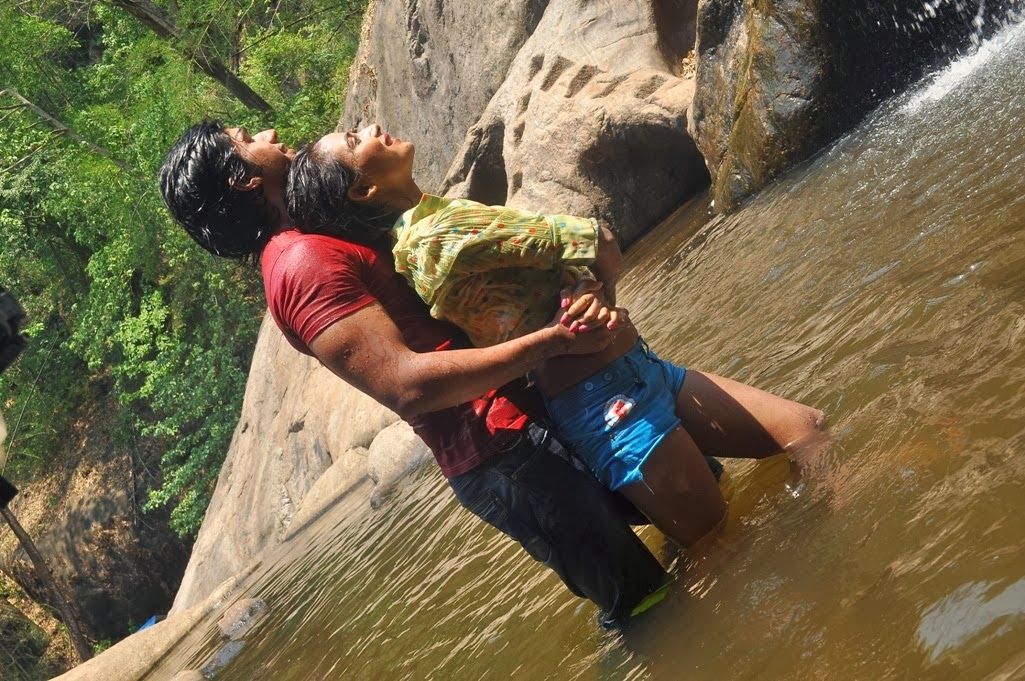 Marumugam Telugu Movie Hot Pics