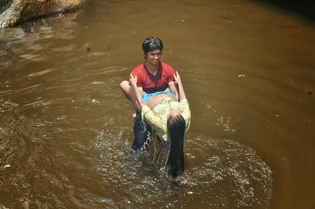 Marumugam Telugu Movie Hot Pics