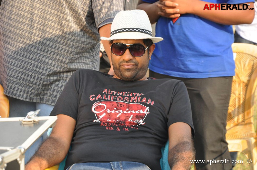 Maya Mahal Movie Working Stills