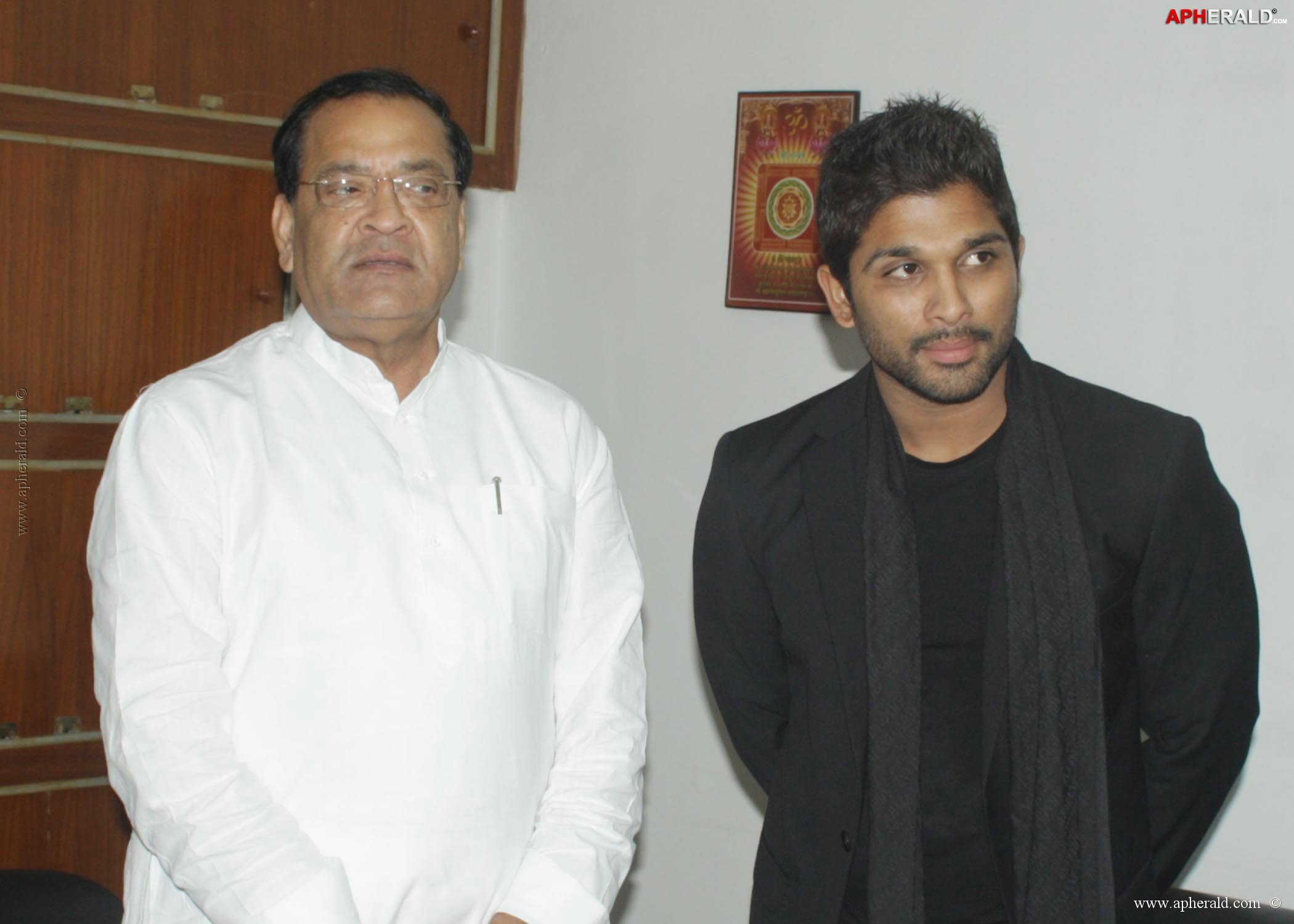 Mega Fans Donates to Uttarakhand Flood Relief Fund