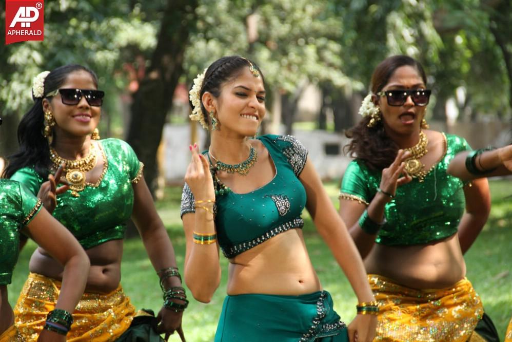 Mei Maranthen Movie Spicy Stills