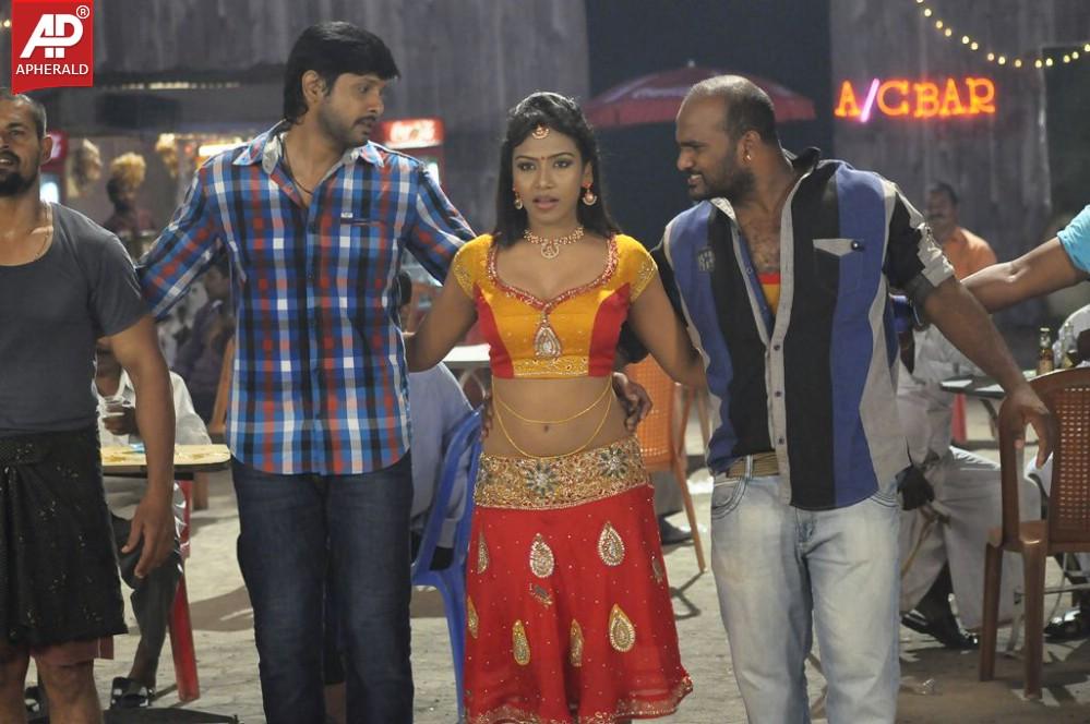 Mei Maranthen Movie Spicy Stills