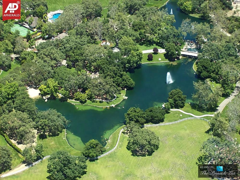 Michael Jackson’s Neverland Valley Ranch