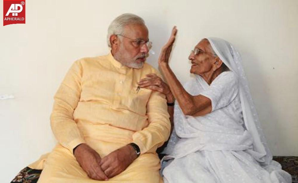 Modi his Mother Photos