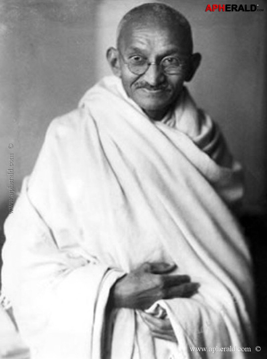 Mohandas Karamchand Gandhi Rare Pics