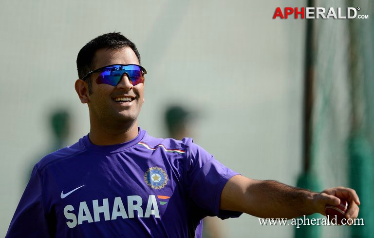 Ms Dhoni Photos