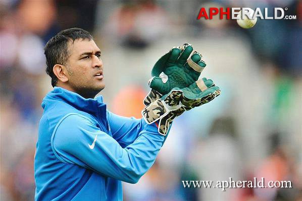 Ms Dhoni Photos