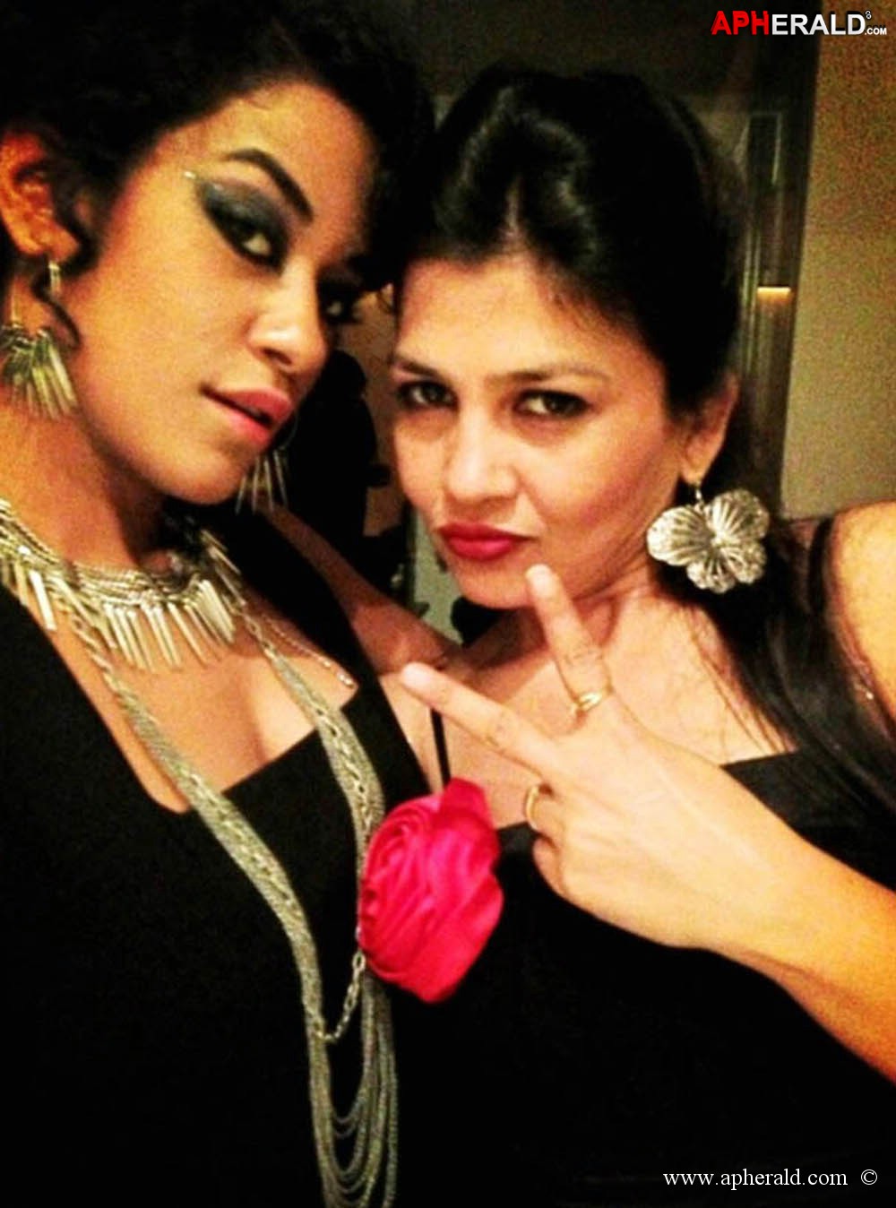 Mumaith Khan Unseen Photos