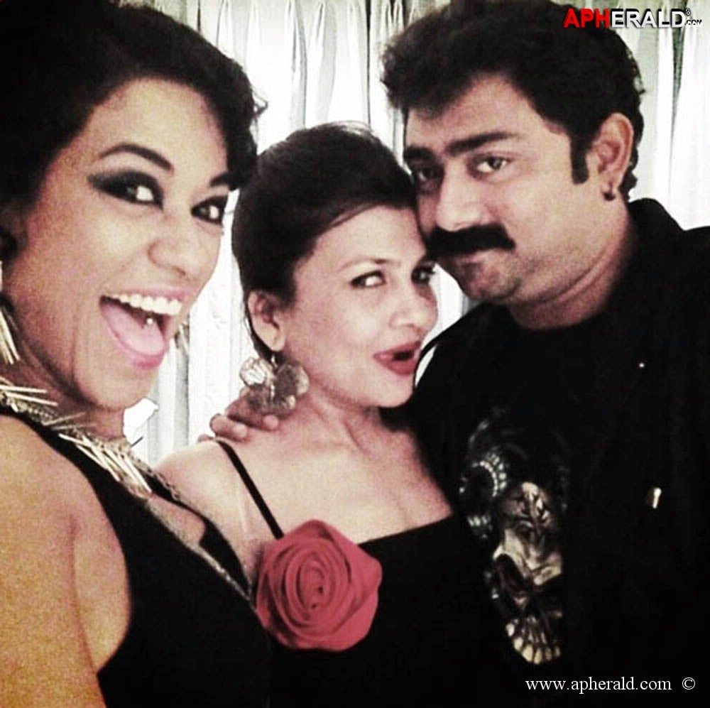 Mumaith Khan Unseen Photos