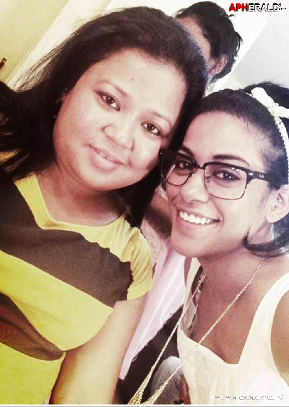 Mumaith Khan Unseen Photos