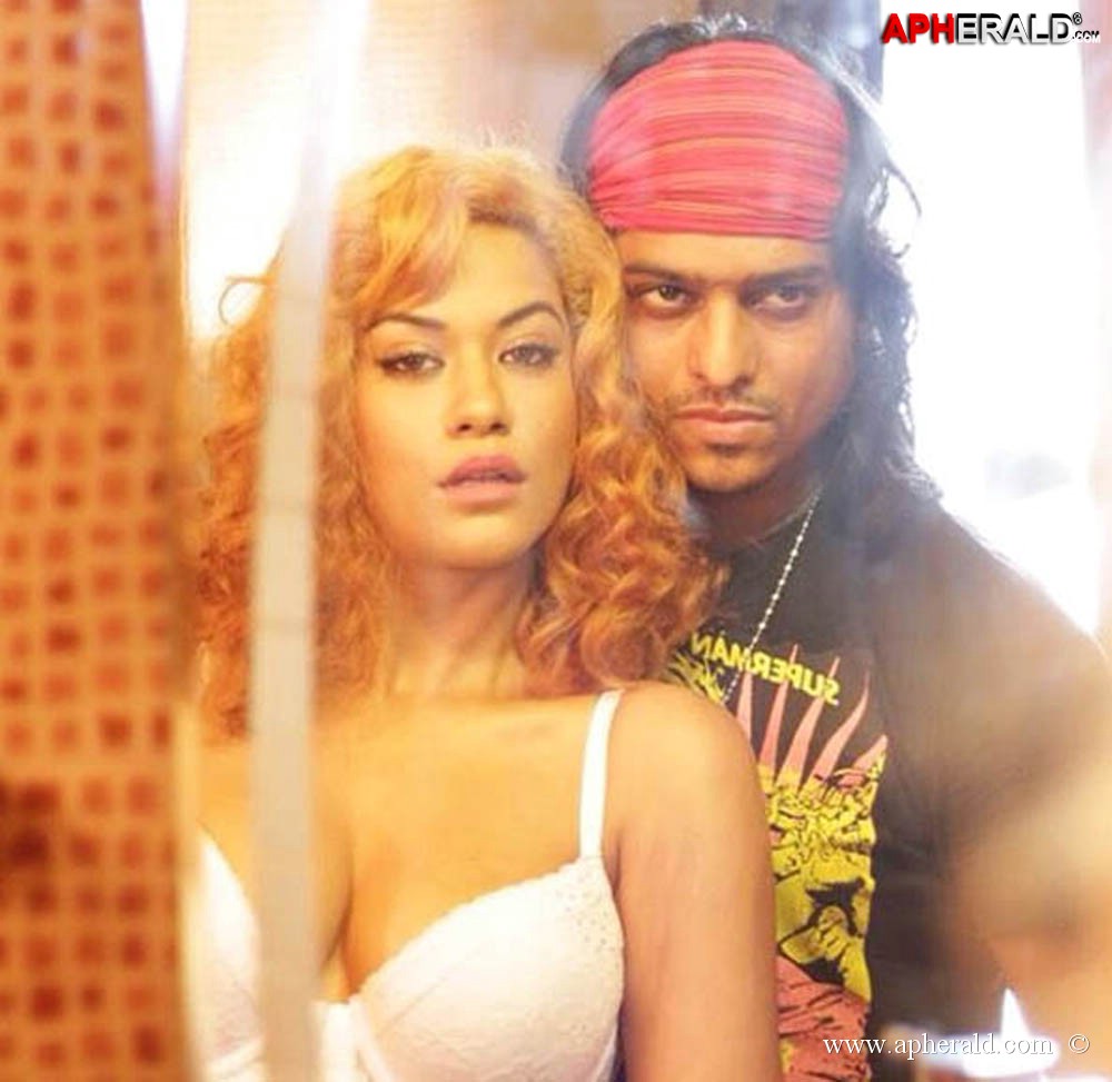 Mumaith Khan Unseen Photos