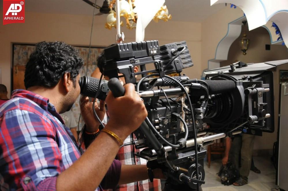 Naa Kathalo Oka Malupu Working Stills