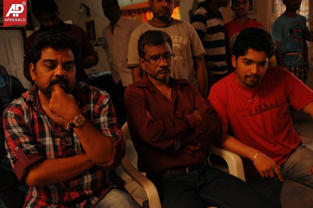 Naa Kathalo Oka Malupu Working Stills