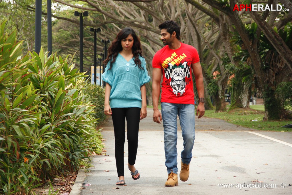 Naa rakumarudu Movie Pics