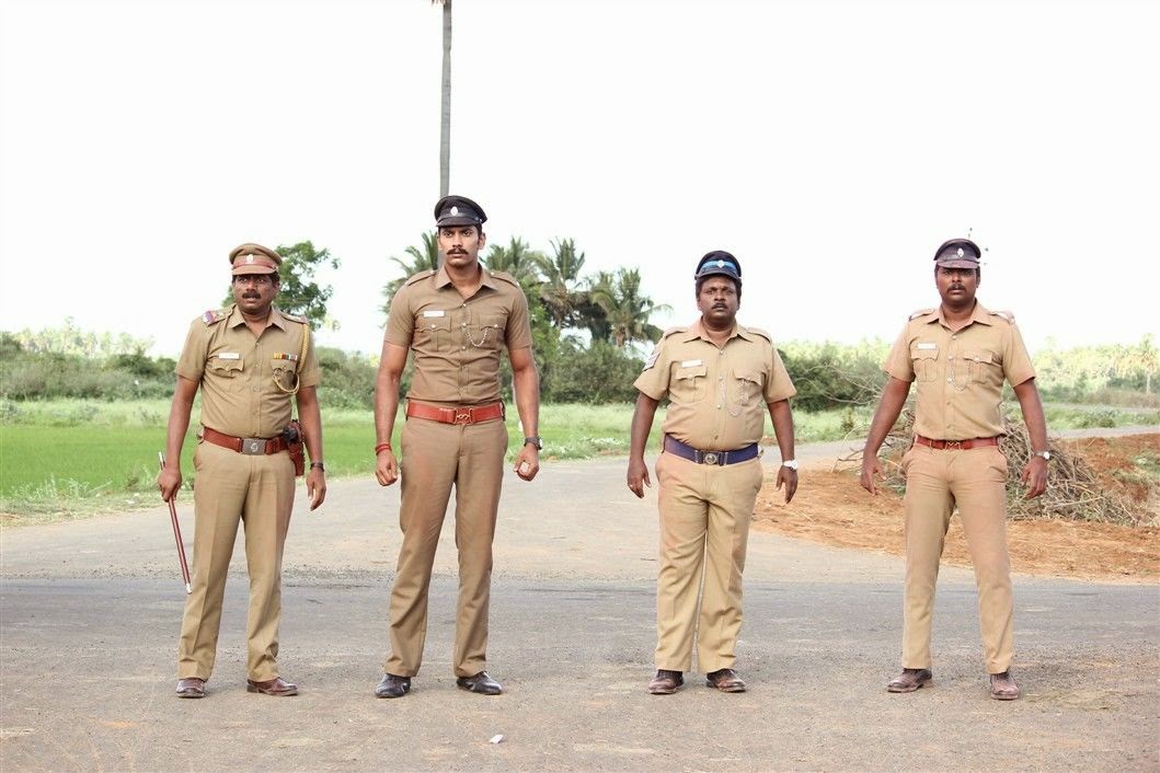 Naalu Polisum Nalla Irundha Oorum Movie Stills