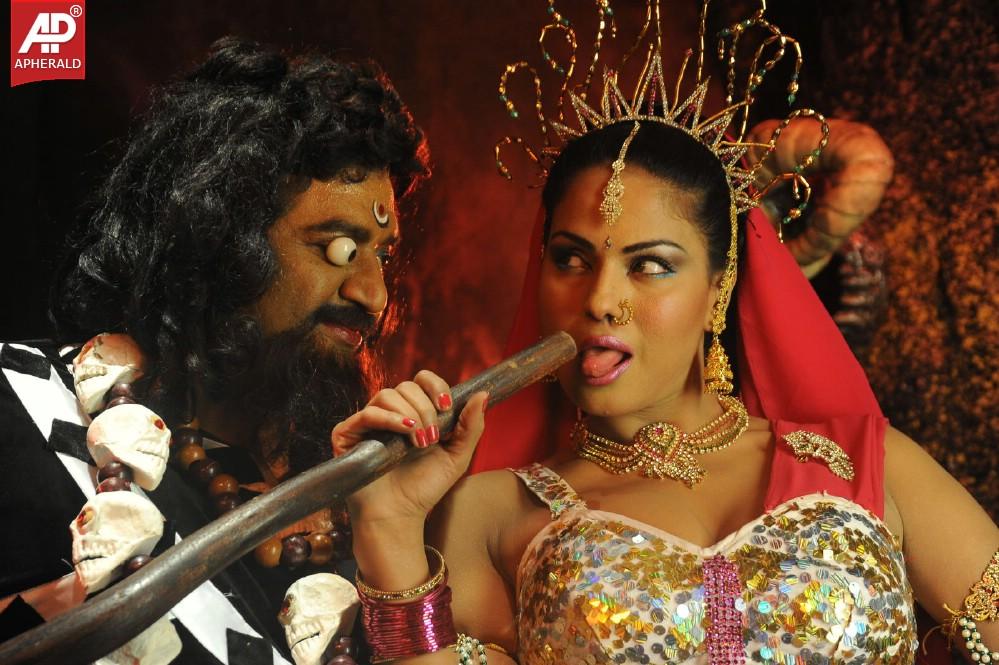 Nagna Satyam Movie Hot Stills