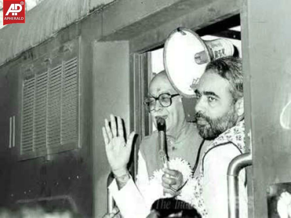 Narendra Modi Unseen Pictures