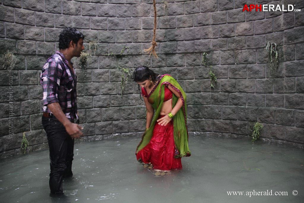 Nataraju Thane Raju Movie Photos