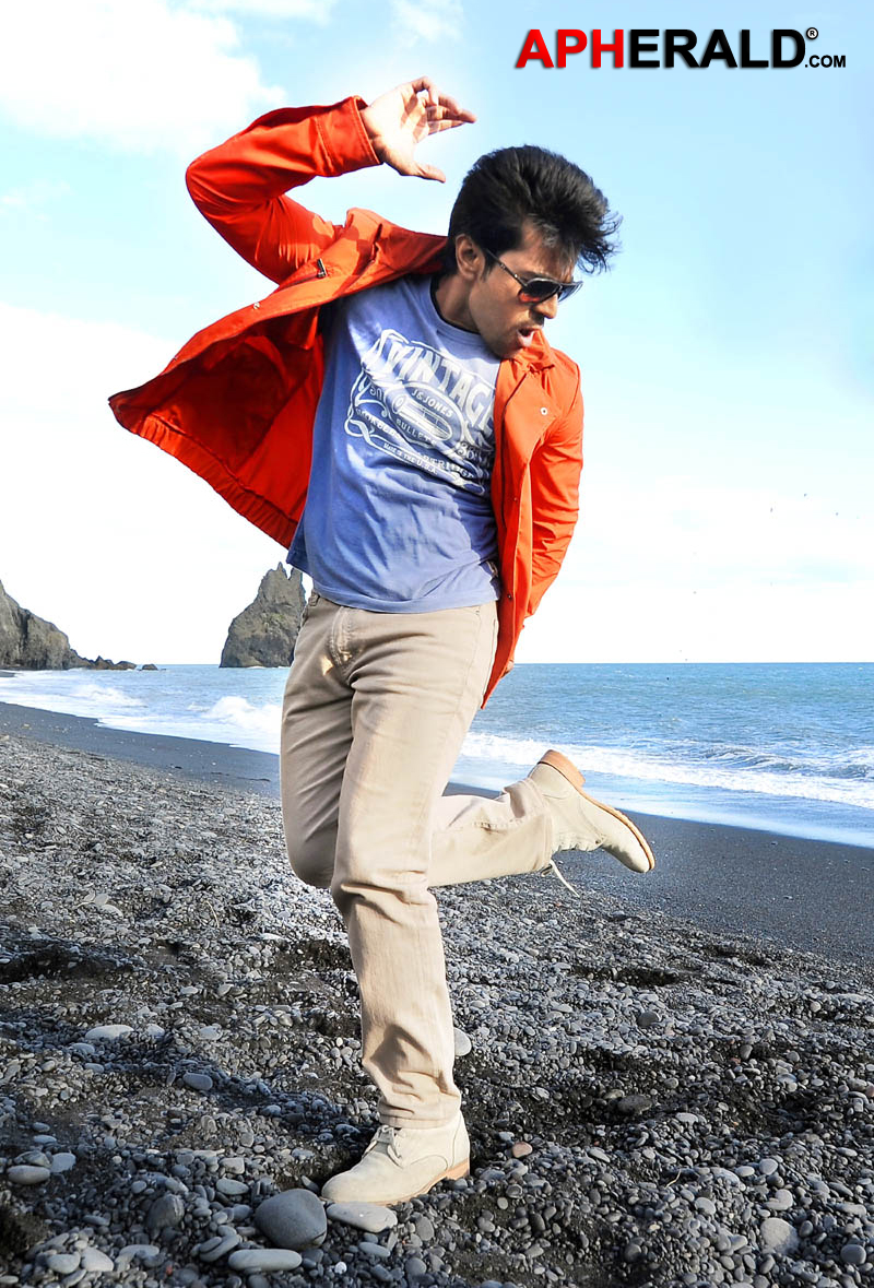 Nayak Movie New Stills