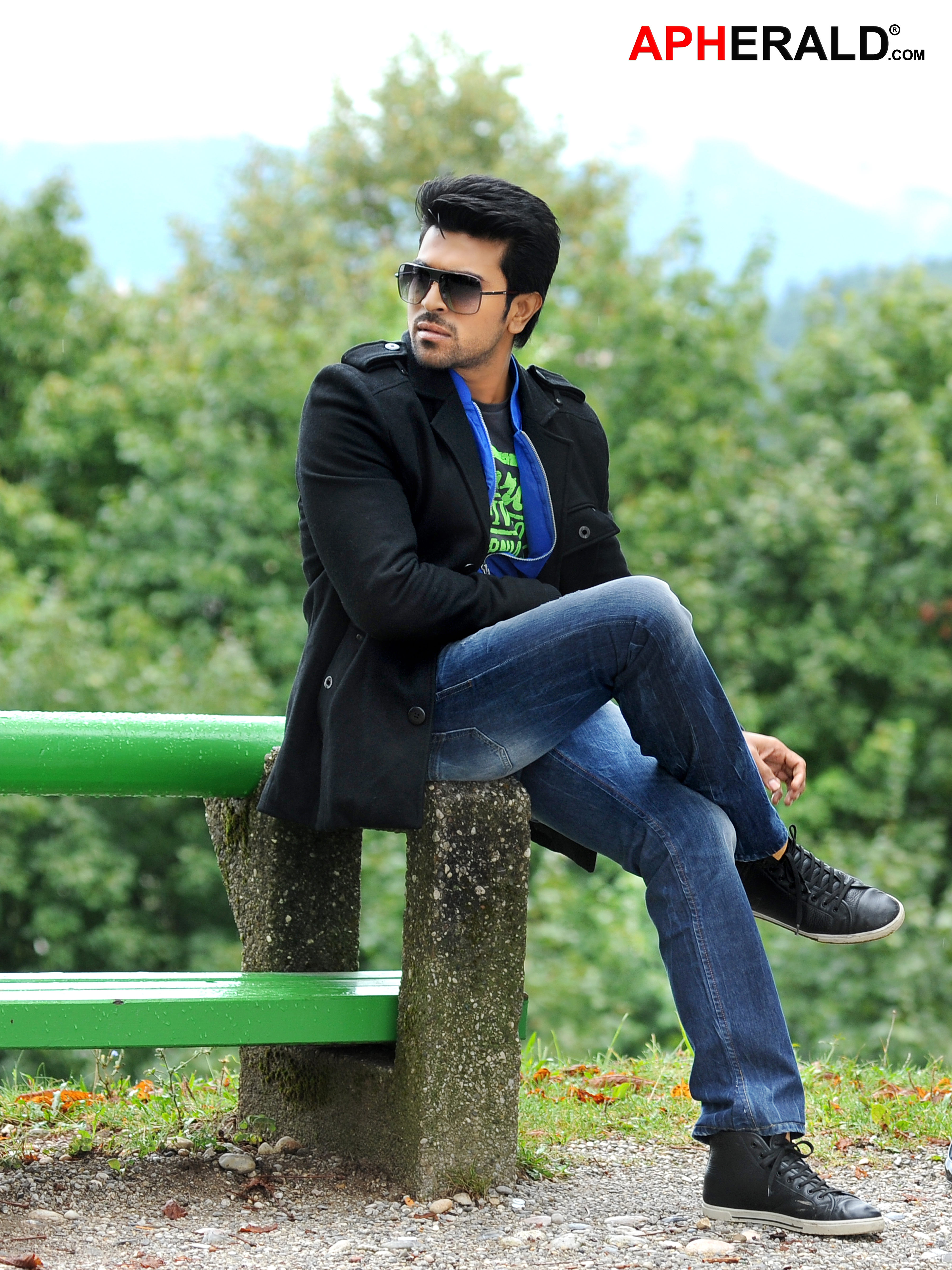 Nayak Movie New Stills