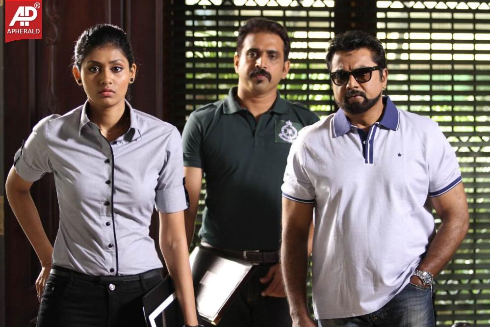Nee Naan Nizhal Movie Stills