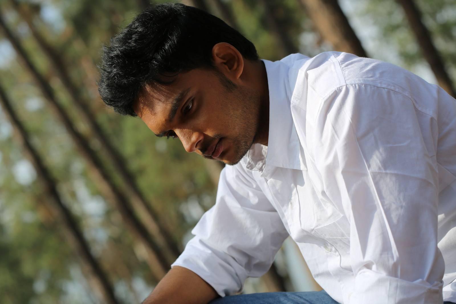 Niluvave Vaalu Kanuladana Movie Latest Stills