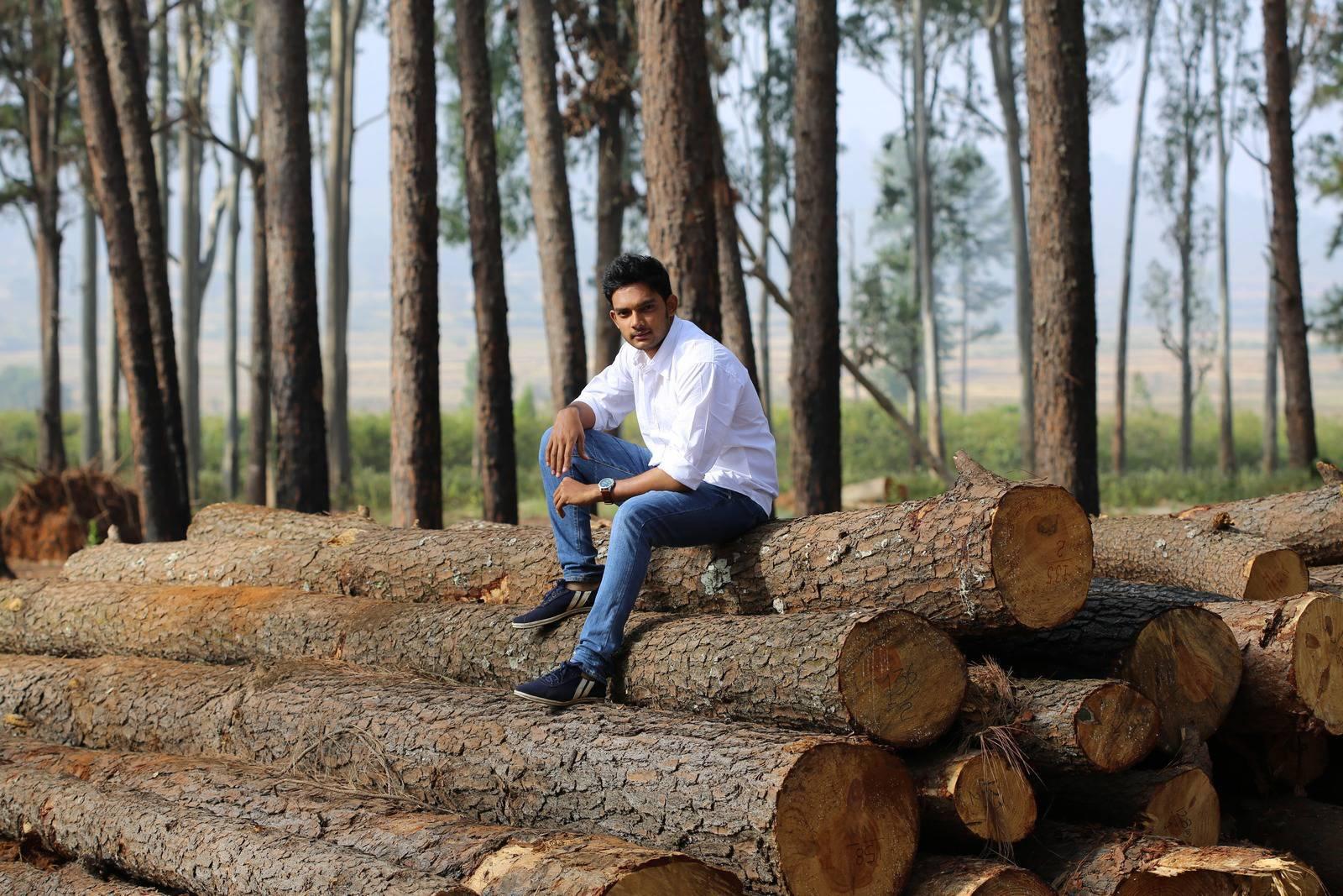 Niluvave Vaalu Kanuladana Movie Latest Stills