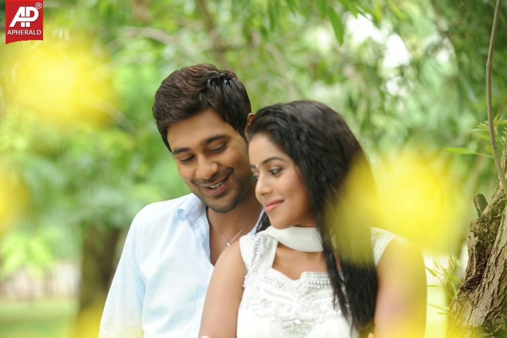 Nuvvala Nenila Movie Latest Photos