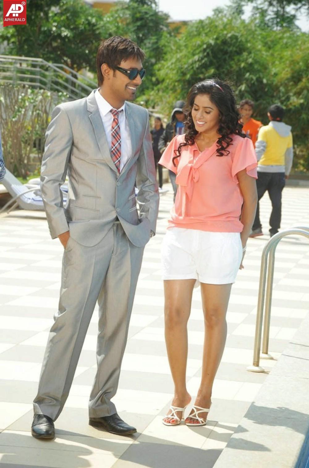 Nuvvala Nenila Movie Latest Photos