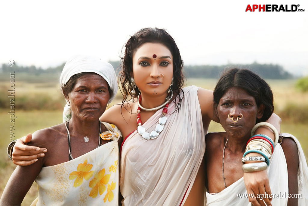 O Malli Movie New Stills