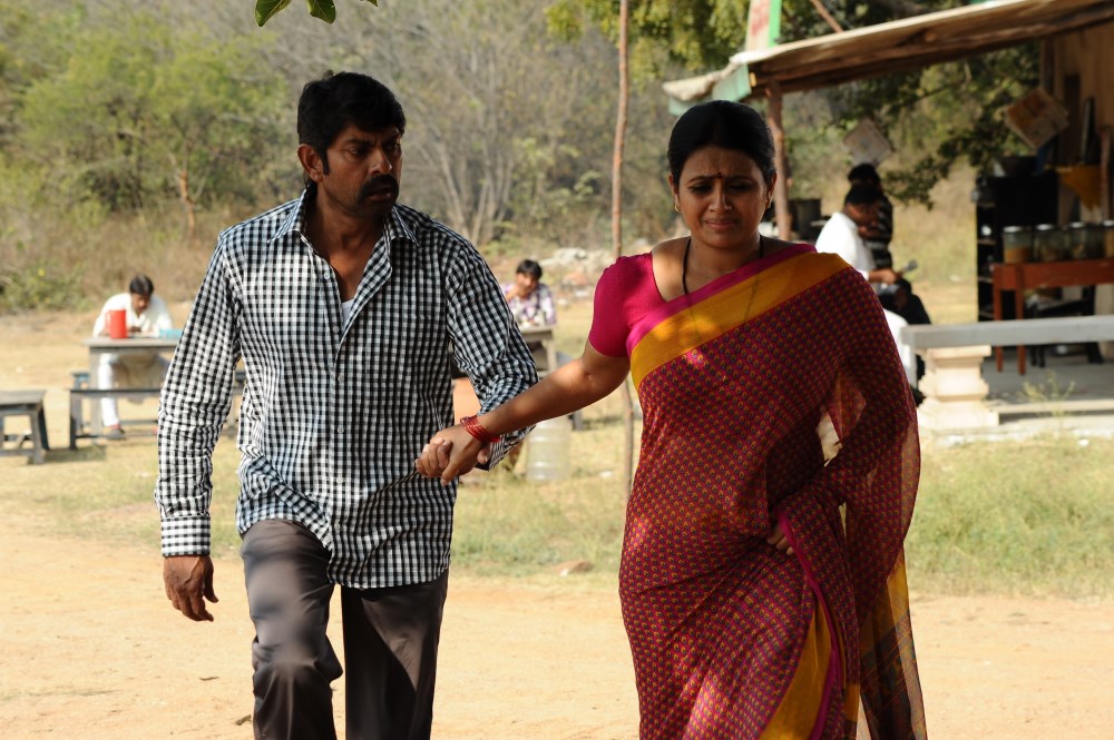 O Manishi Katha Movie New Stills