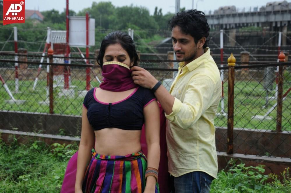 Oka Criminal Premakatha Hot Photos