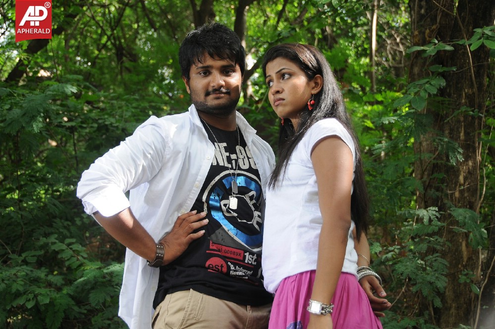 Oka Roju Em Jarigindi Movie Stills