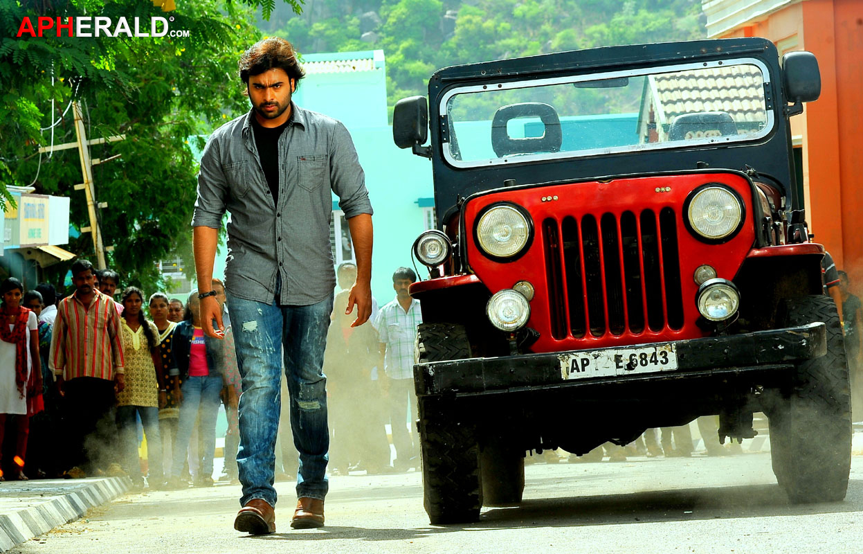 Okkadine Movie Stills