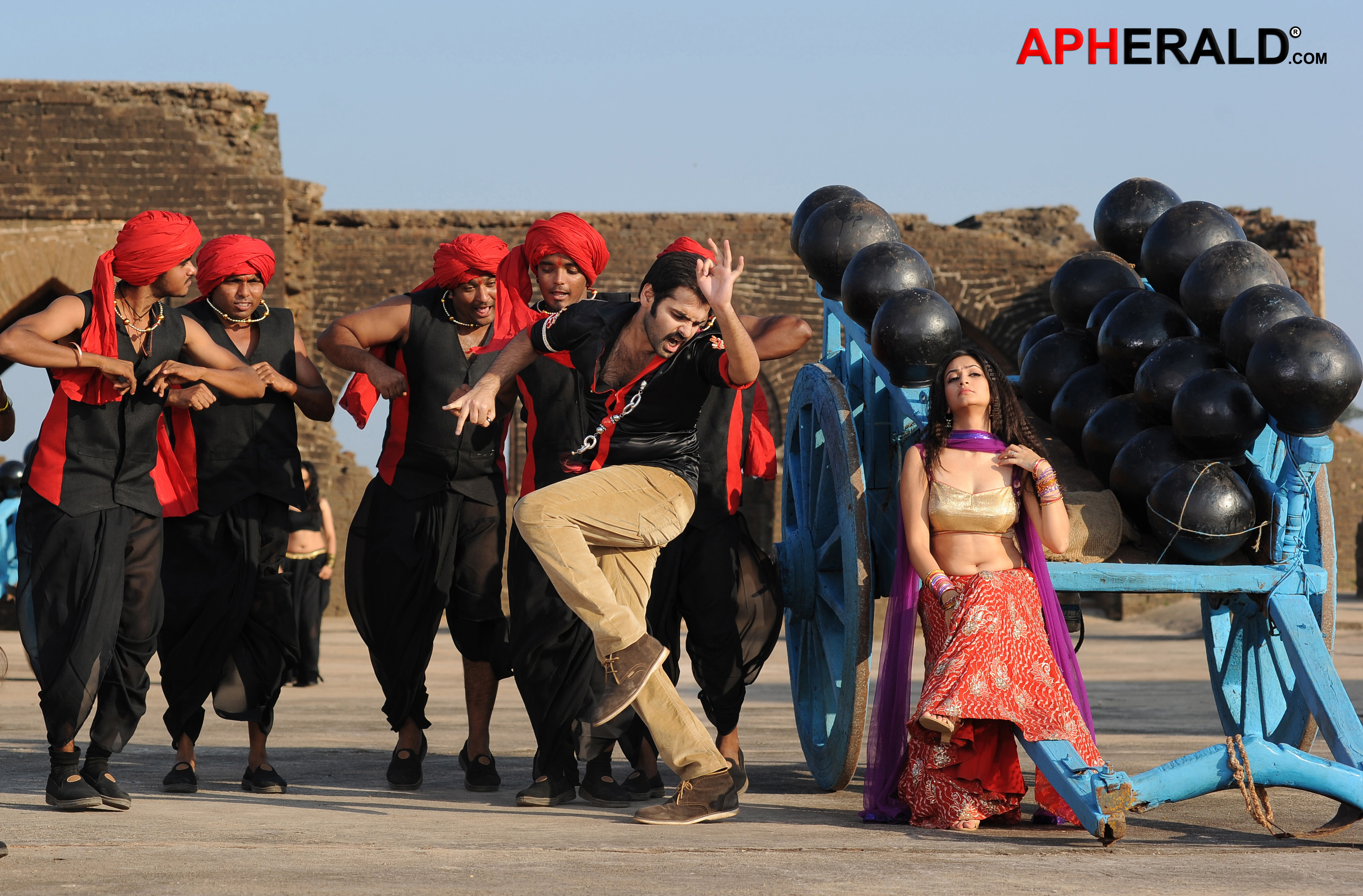 Ongole Gitta Movie New Stills