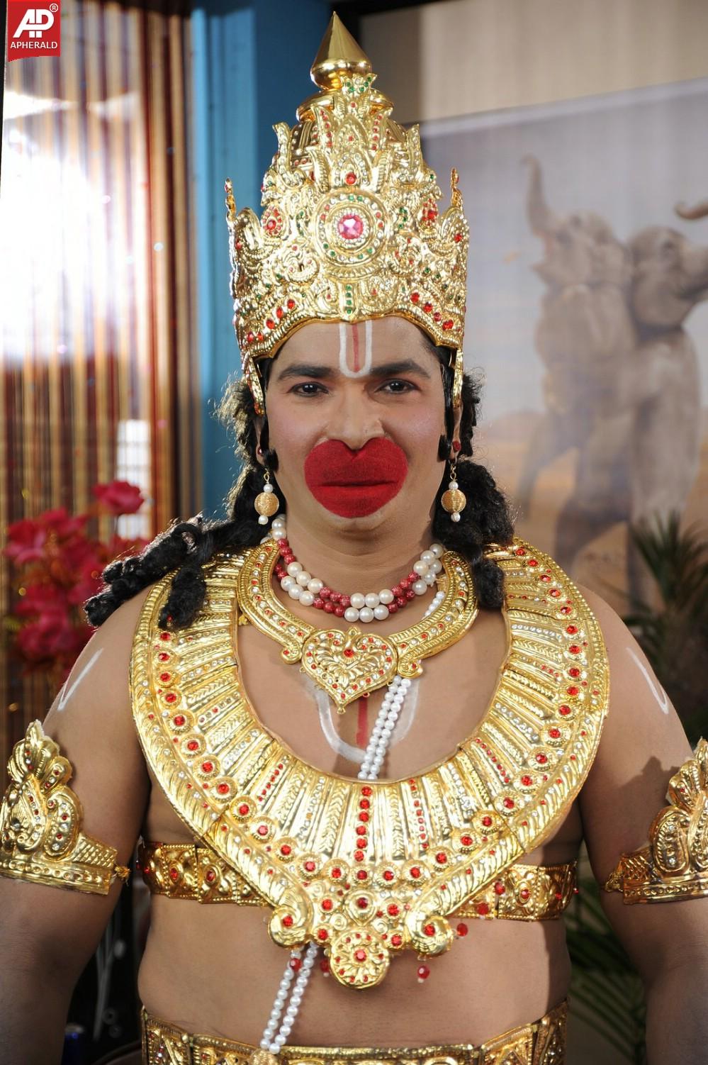 Ori Devudoy Movie wroking Photos