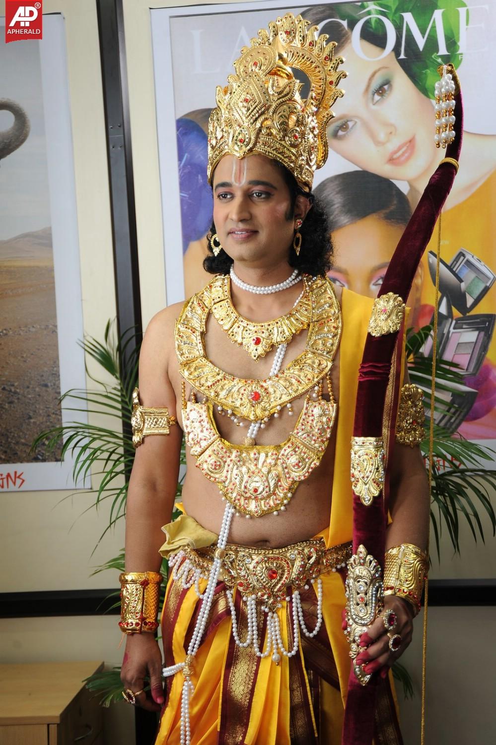 Ori Devudoy Movie wroking Photos