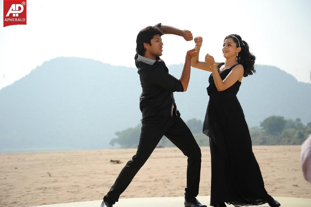 Ori Devudoy Movie wroking Photos