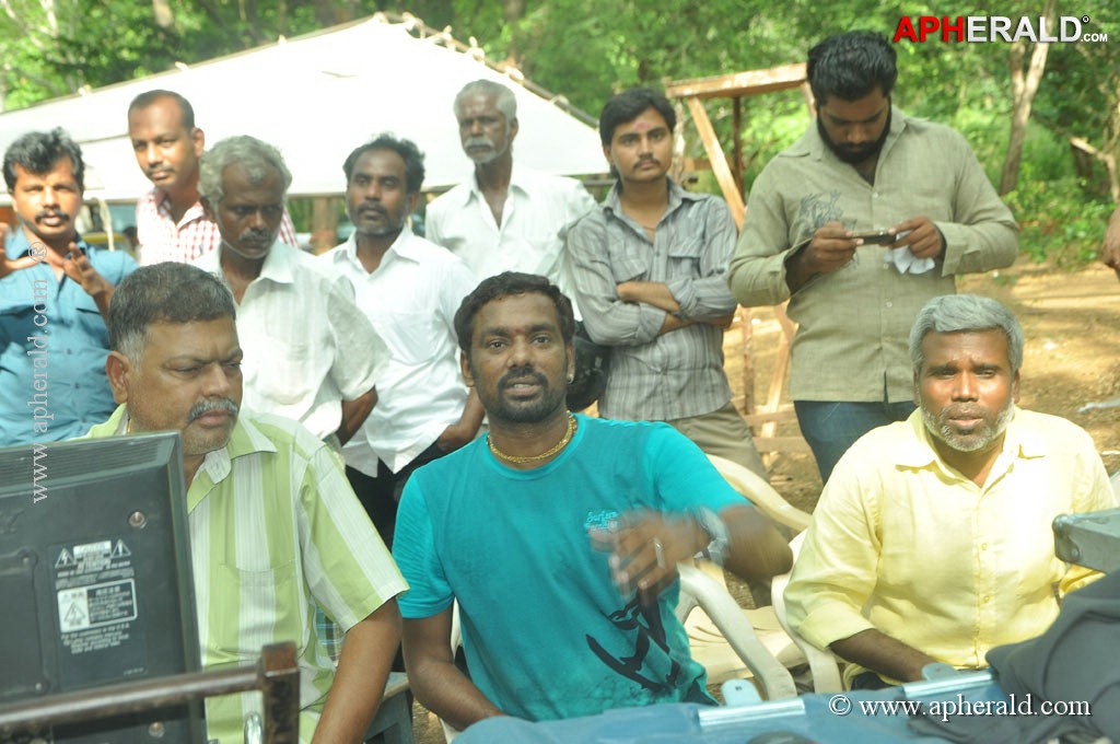 Padam Pesum Tamil Movie Shooting Spot