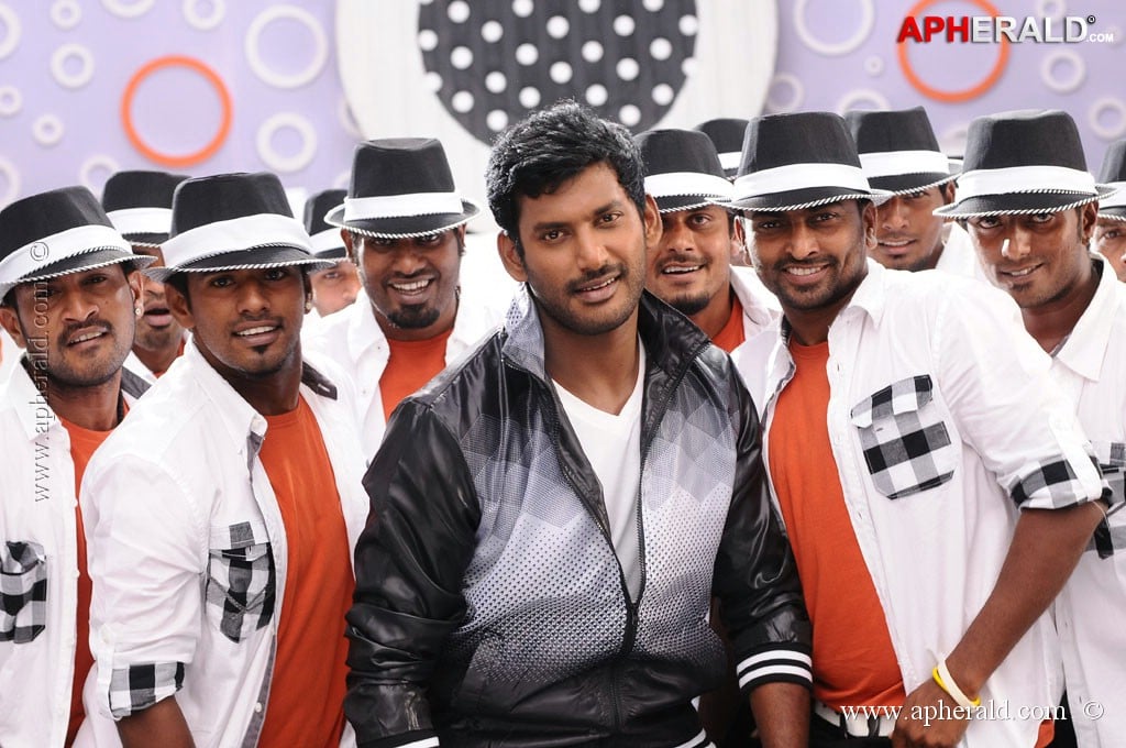 Pattathu Yaanai Movie Stills