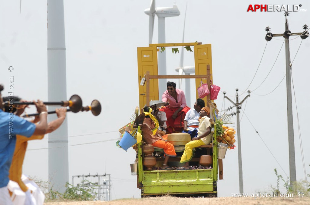 Pattathu Yaanai Movie Stills