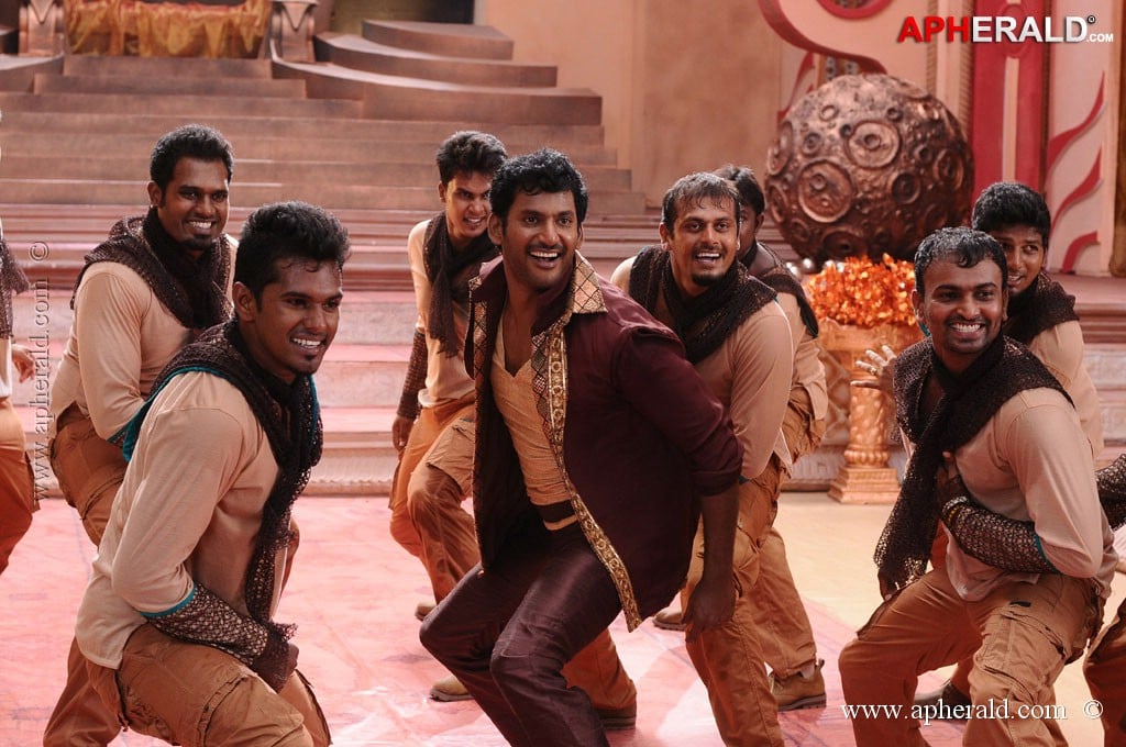 Pattathu Yaanai Movie Stills