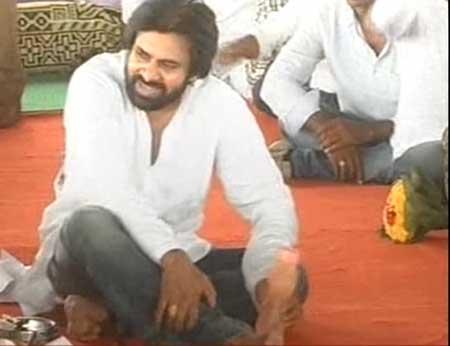 Pawan Kalyan At Bethapudi Photos