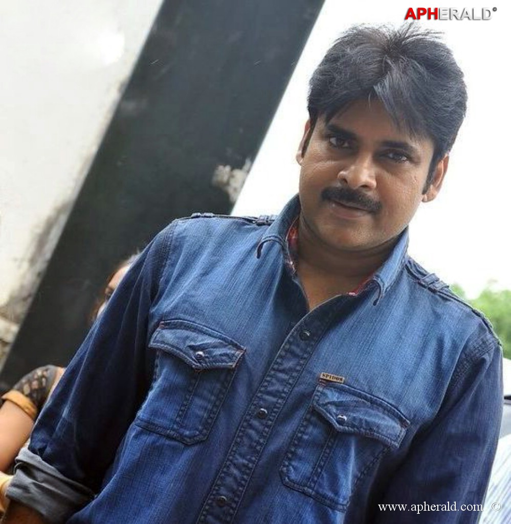 pawan kalyan unseen pictures